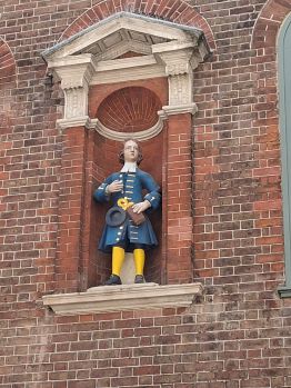 Male figurehead Male figurehead